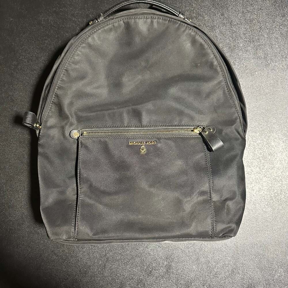 Michael Kors Kelsey Large Nylon Backpack in Black